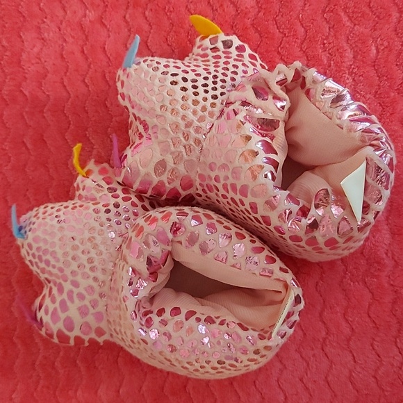 Toddler girl's dinosaur slippers, size L 9-10 - Picture 1 of 7